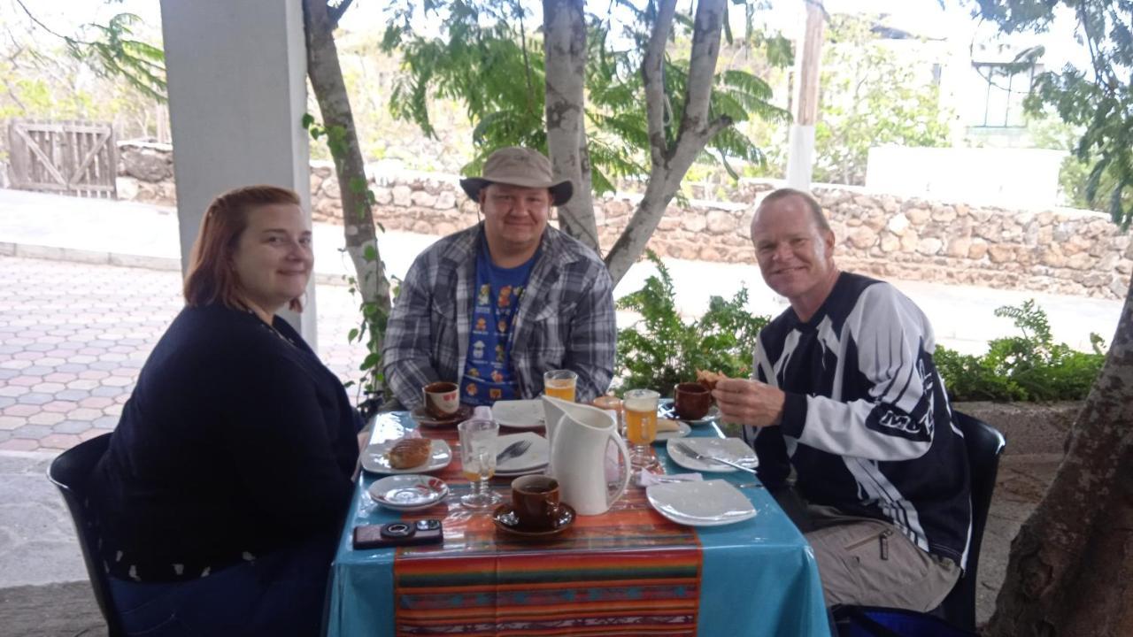 Hostal Cabanas Don Jorge Puerto Baquerizo Moreno Exterior photo